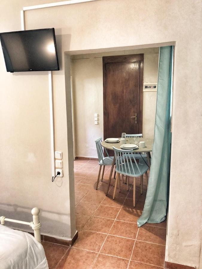Hotel Kastri Garden Apartment Лутра Едипсу Екстериор снимка